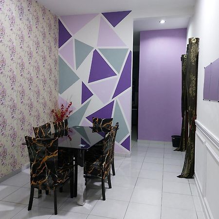 Pelangi Homestay Bota Exterior photo